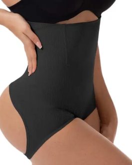 Slips gaine remonte fesse